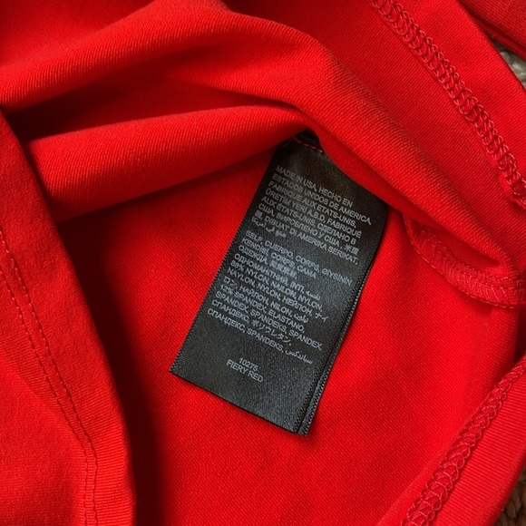 Bebe Red Front Keyhole Top - Picture 5 of 6